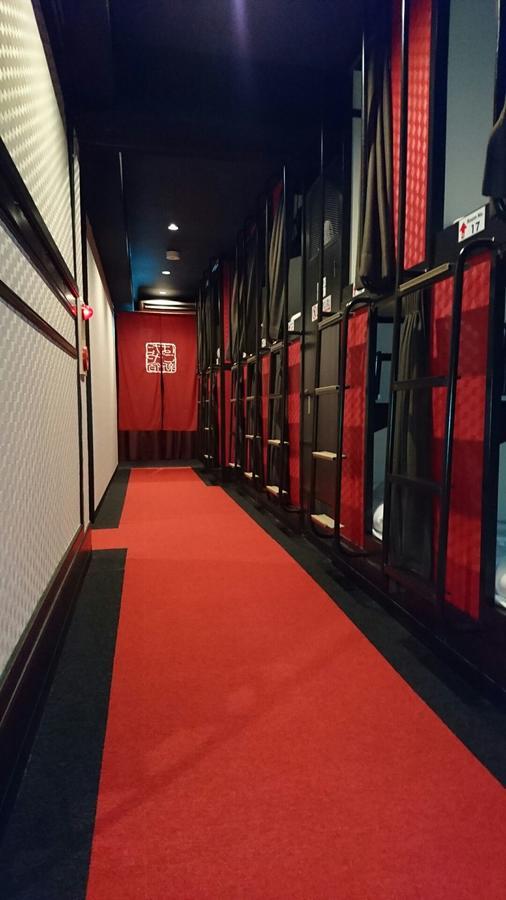 Capsule Hotel Hatagoya Tokyo Bagian luar foto